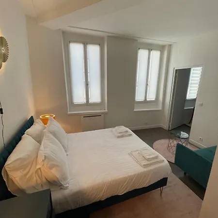 Temple Apartments Paris
