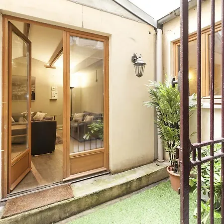 Temple Apartments Paris Apartment